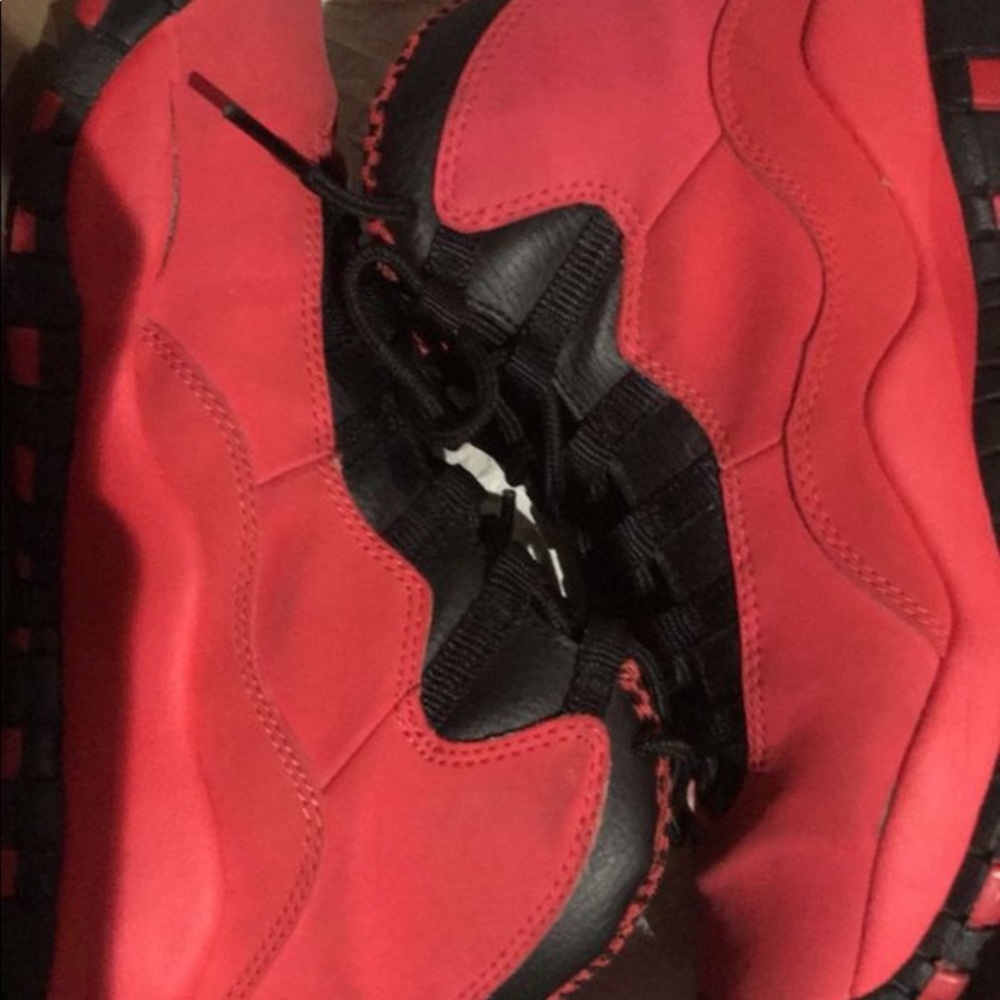 Red jordan 10s size 6.5